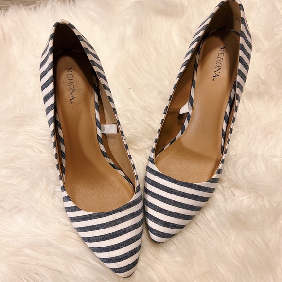 Merona Blue and White Striped Pointed Heels - Picture 2 of 4